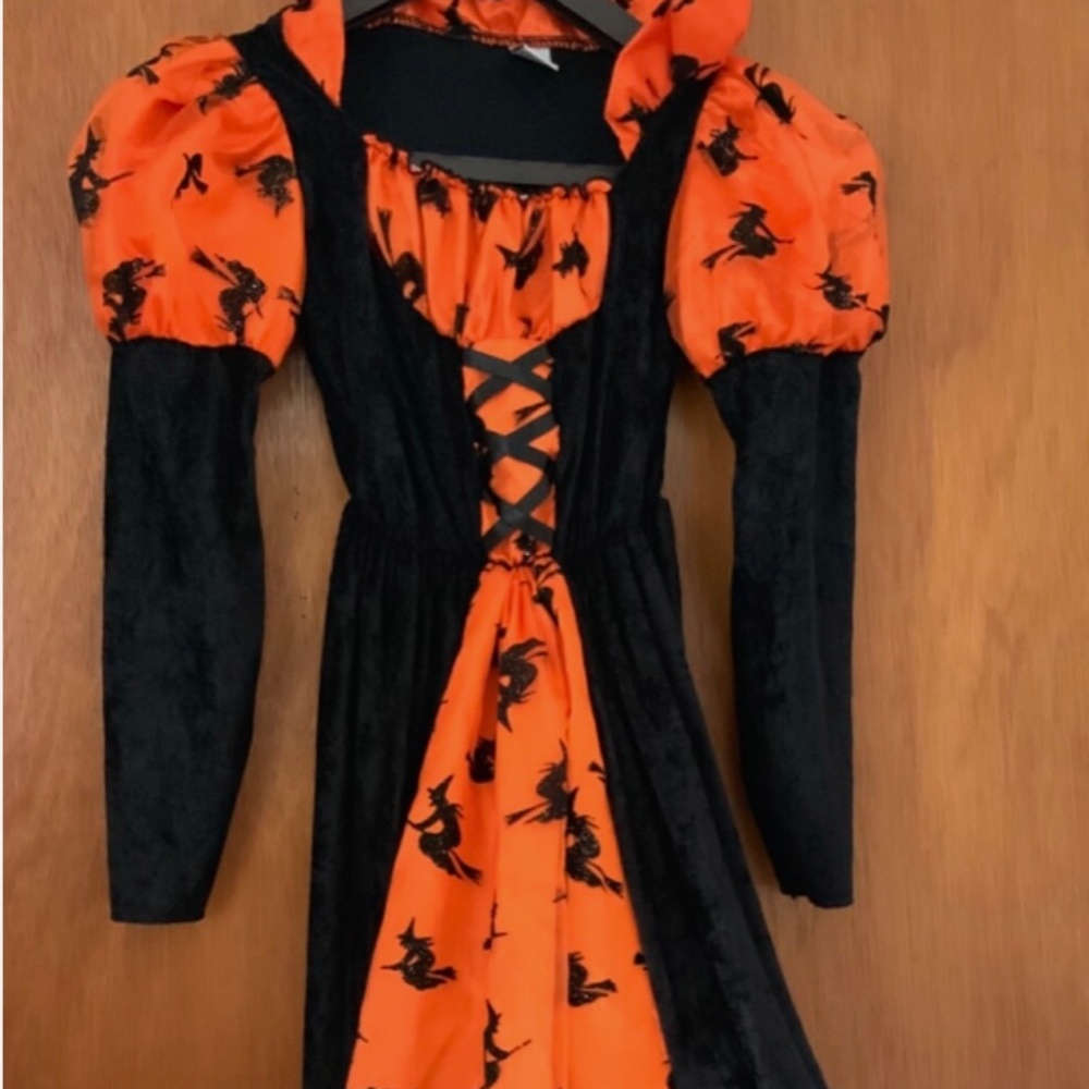 Vintage Girl Witch Costume Size M fits Size 7 8 Black Orange